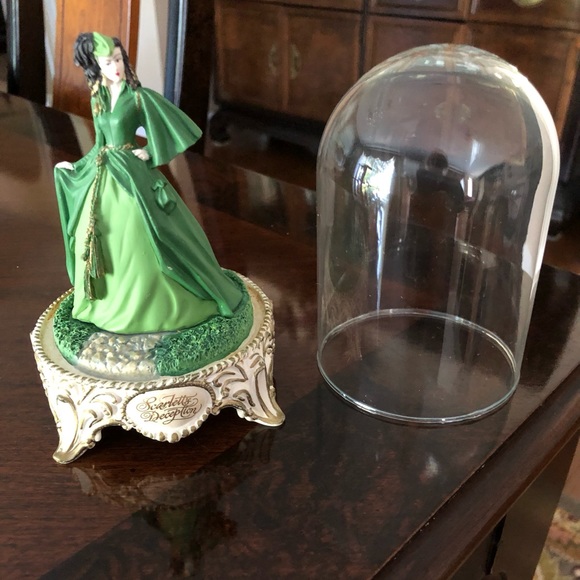Previously owned Scarlet O’Hara Collectible from “Gone With The Wind” - Picture 4 of 8